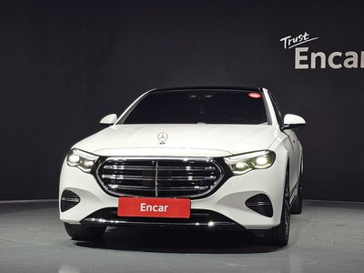 2025 Mercedes-BENZ E-CLASS — фото 2