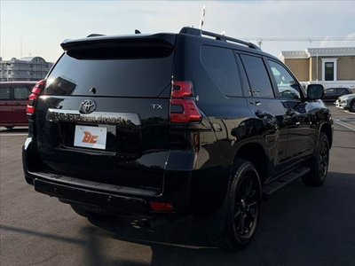 2022 Toyota LAND CRUISER PRADO — миниатюра 13