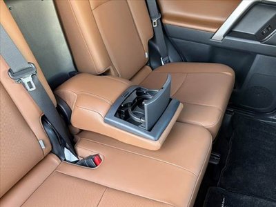 2022 Toyota LAND CRUISER PRADO — миниатюра 28