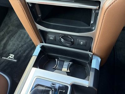 2022 Toyota LAND CRUISER PRADO — миниатюра 25