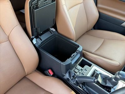 2022 Toyota LAND CRUISER PRADO — миниатюра 26