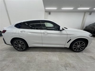 2024 BMW X4 照片 2