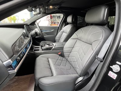 صورة مصغرة 43 لـ 2023 BMW 7 SERIES