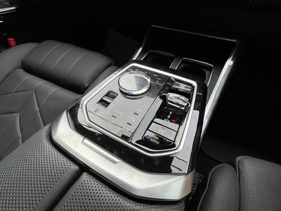 صورة مصغرة 65 لـ 2023 BMW 7 SERIES