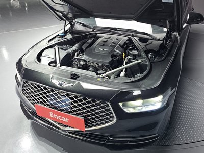 صورة 7 لـ 2021 Genesis G90