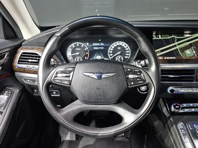 2021 Genesis G90 缩略图 14