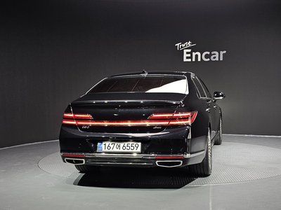 صورة 3 لـ 2021 Genesis G90