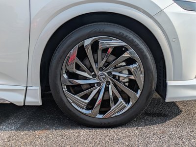 صورة 5 لـ 2023 Lexus RX