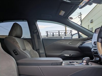 صورة مصغرة 63 لـ 2023 Lexus RX