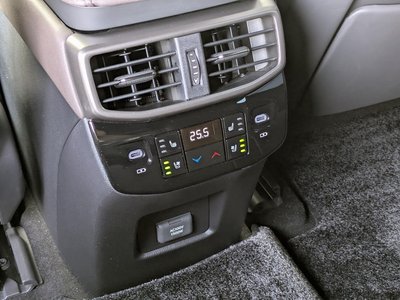 صورة مصغرة 72 لـ 2023 Lexus RX