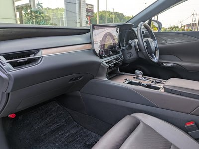 صورة مصغرة 48 لـ 2023 Lexus RX