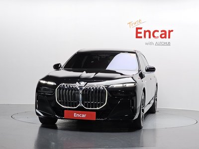 BMW 7 SERIES - 2