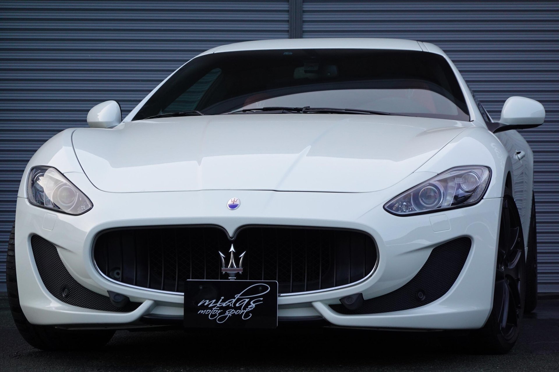 MASERATI GRANTURISMO - View 1