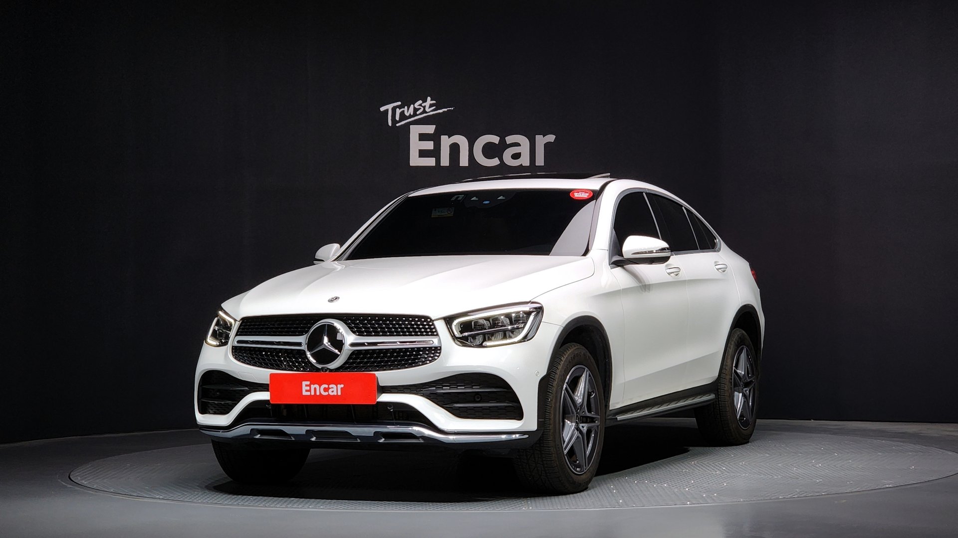 MERCEDES-BENZ GLC - View 1