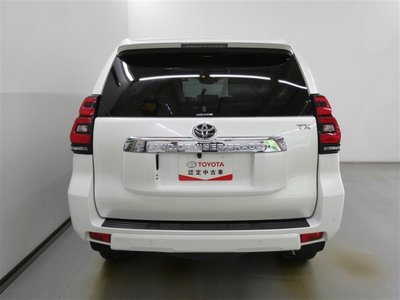 TOYOTA LAND CRUISER PRADO - 6