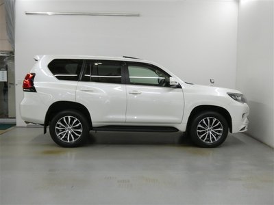 TOYOTA LAND CRUISER PRADO - 4