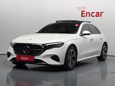 MERCEDES-BENZ E-CLASS - 1