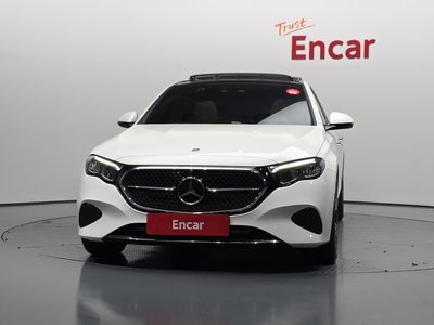 MERCEDES-BENZ E-CLASS - 2