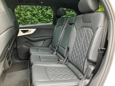 AUDI Q7 - 10