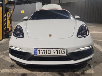 PORSCHE 718 - 1