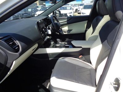 LEXUS NX - 10