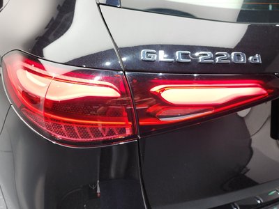 MERCEDES-BENZ GLC - 10