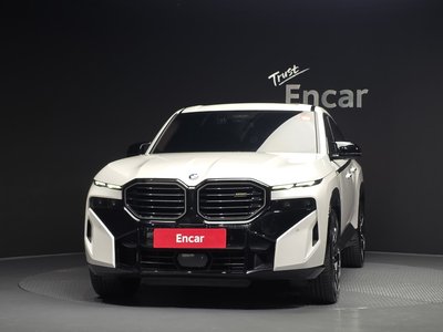 صورة 2 لـ 2023 BMW XM