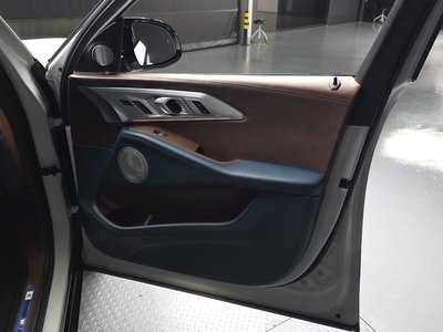 صورة مصغرة 14 لـ 2023 BMW XM