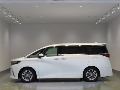 صورة 2 لـ 2023 Toyota ALPHARD
