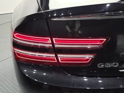 GENESIS G80 (RG3) - 10