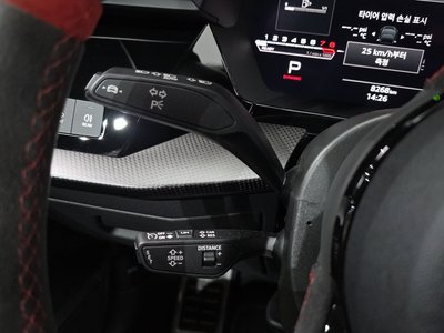 2023 AUDI RS3 缩略图 18