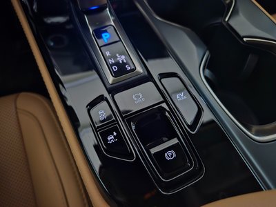 LEXUS NX - 9