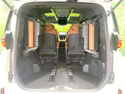صورة مصغرة 12 لـ 2024 Toyota VELLFIRE