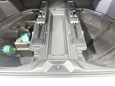 صورة مصغرة 44 لـ 2024 Toyota VELLFIRE