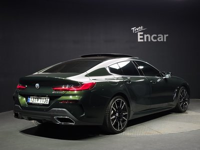 BMW 8 SERIES - 2