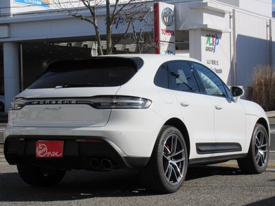 PORSCHE MACAN - 5