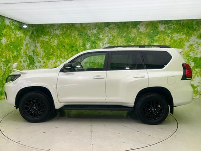 TOYOTA LAND CRUISER PRADO - 2