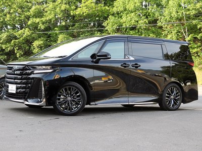 TOYOTA VELLFIRE - 9