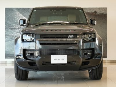 LAND ROVER DEFENDER - 6