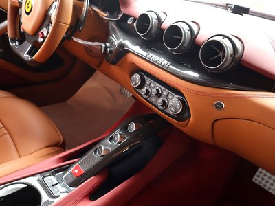 FERRARI F12 BERLINETTA - 7