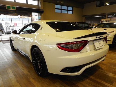MASERATI GRANTURISMO - 8