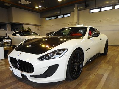 MASERATI GRANTURISMO - 2