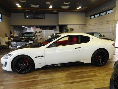 MASERATI GRANTURISMO - 9