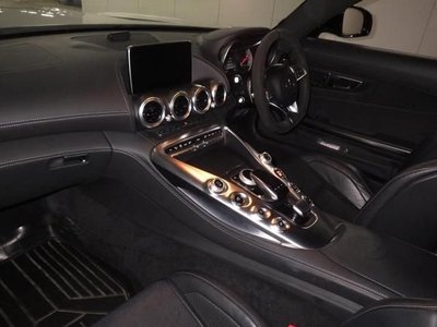 صورة 2 لـ 2019 Mercedes-BENZ MERCEDES-AMG