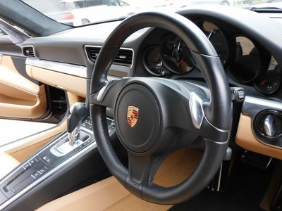 PORSCHE 911 - 4