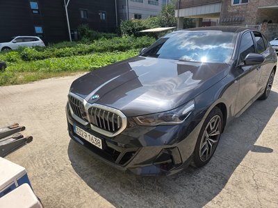 صورة 1 لـ 2025 BMW 5 SERIES