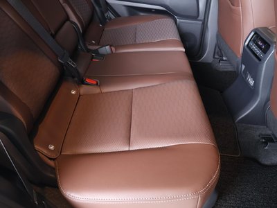 2024 Toyota LAND CRUISER 250 — миниатюра 25