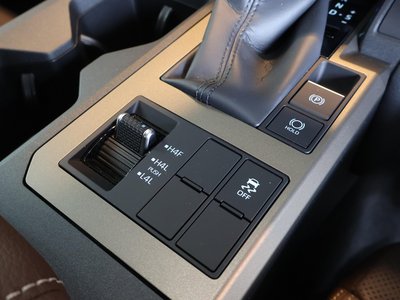2024 Toyota LAND CRUISER 250 — миниатюра 38