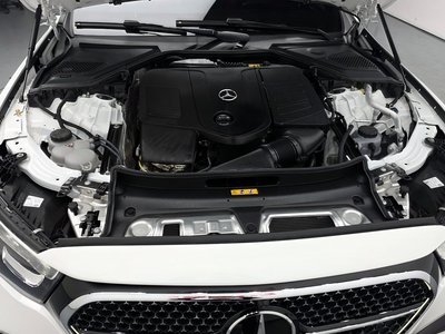 MERCEDES-BENZ E-CLASS - 7