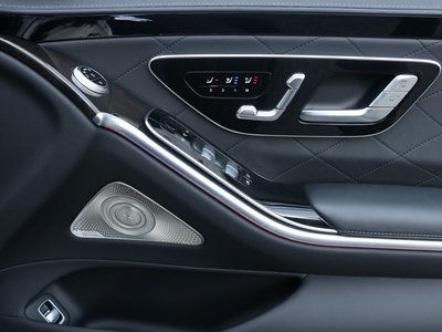 2022 Mercedes-BENZ S-CLASS thumbnail 16